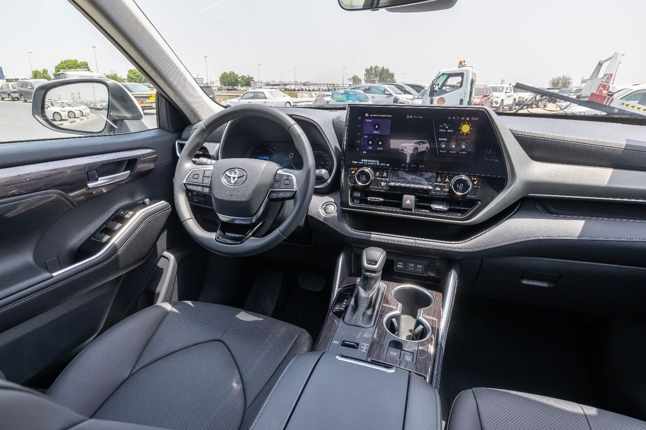 Toyota Highlander Toyota Highlander 2.5L Hybrid Electric 4WD Premium Edition 7-Seater - 2025 (Export)