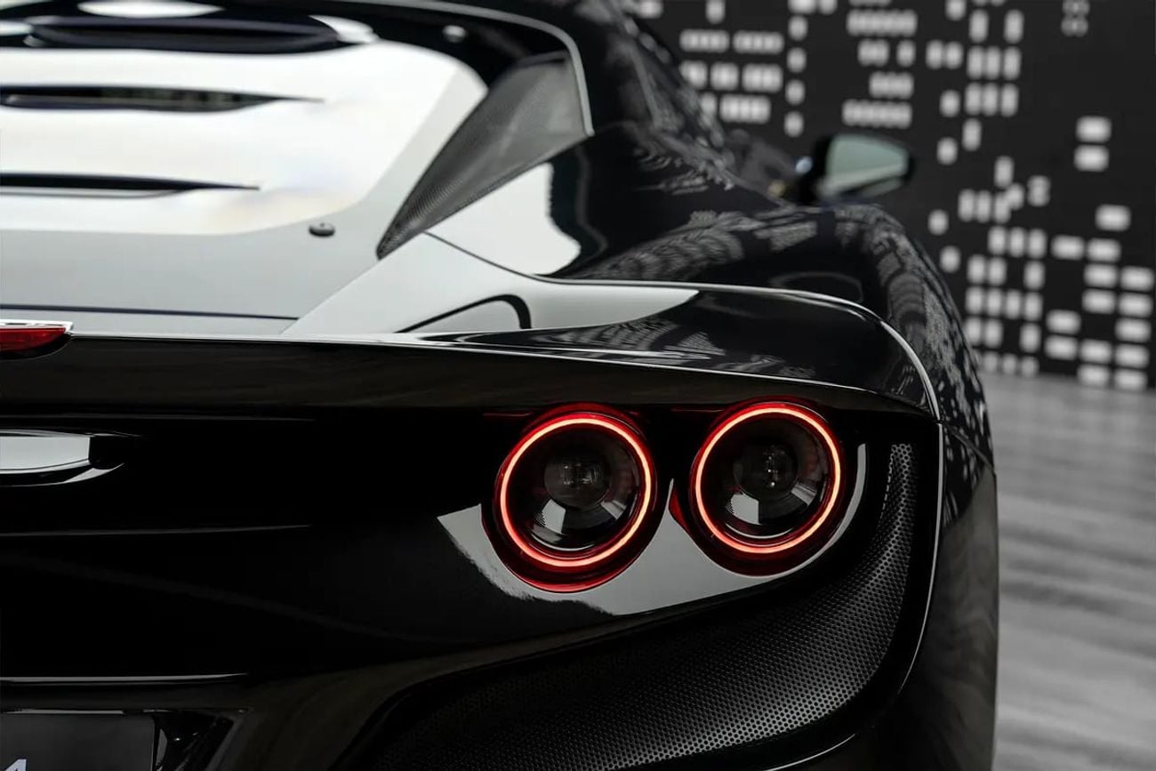 Ferrari F8 Tributo STANDARD