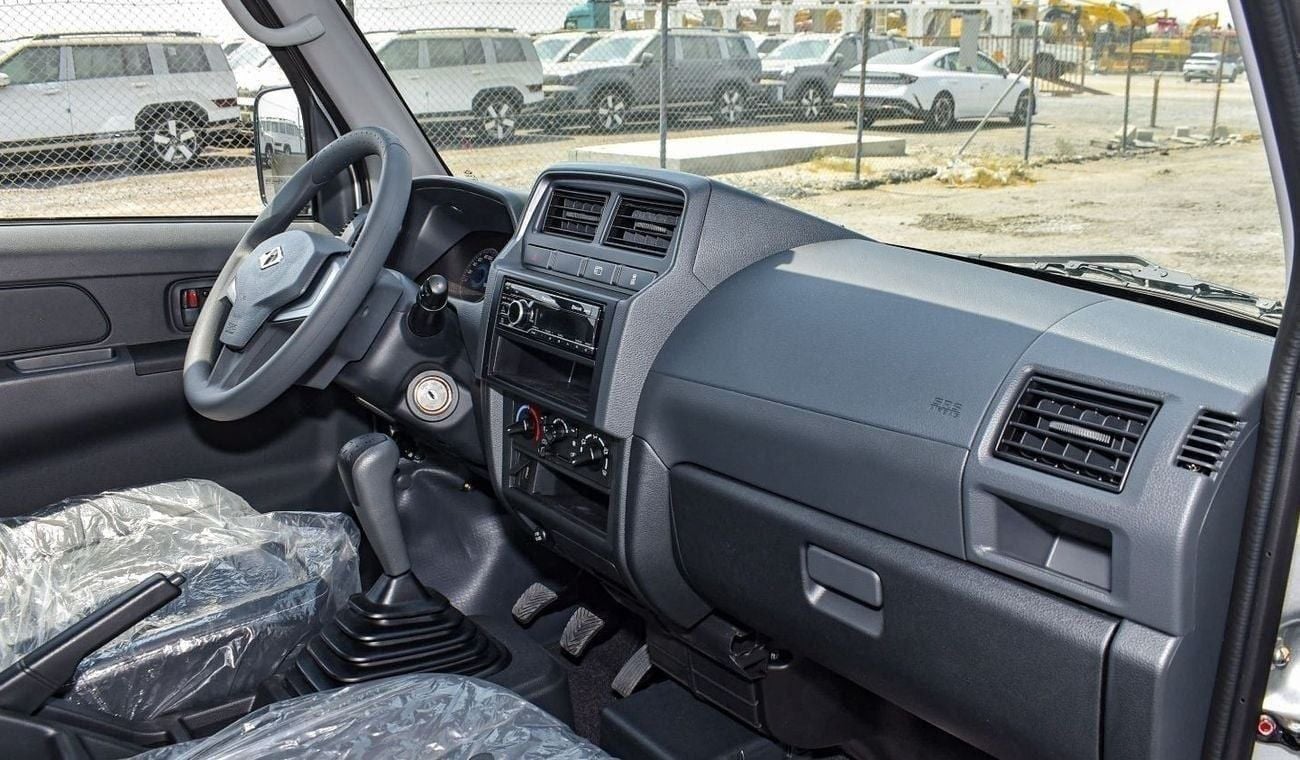 سي إم سي فيريكا فان ركاب بـ 8 مقاعد