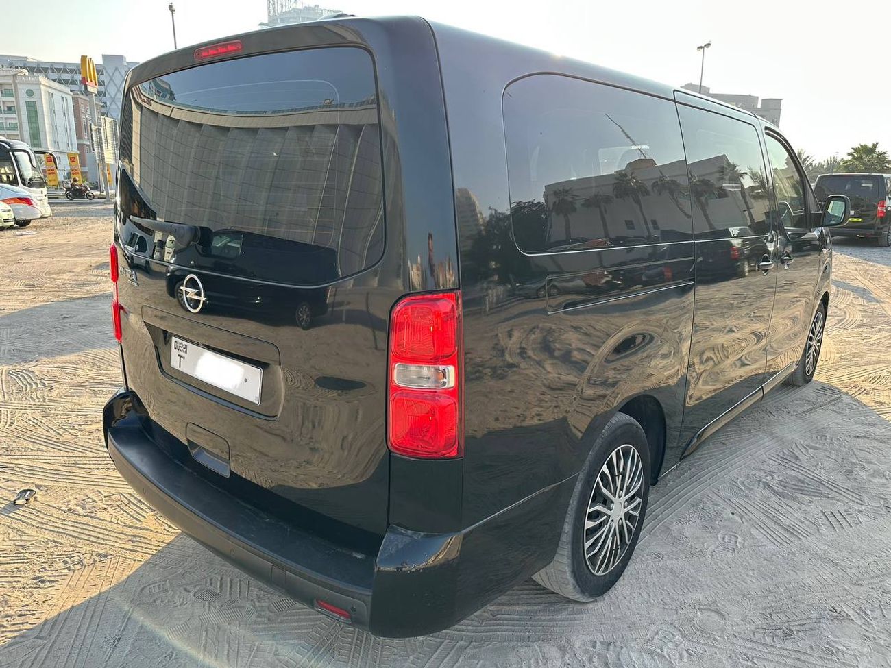 أوبل زافيرا  لايف Opel Zafira LIFE