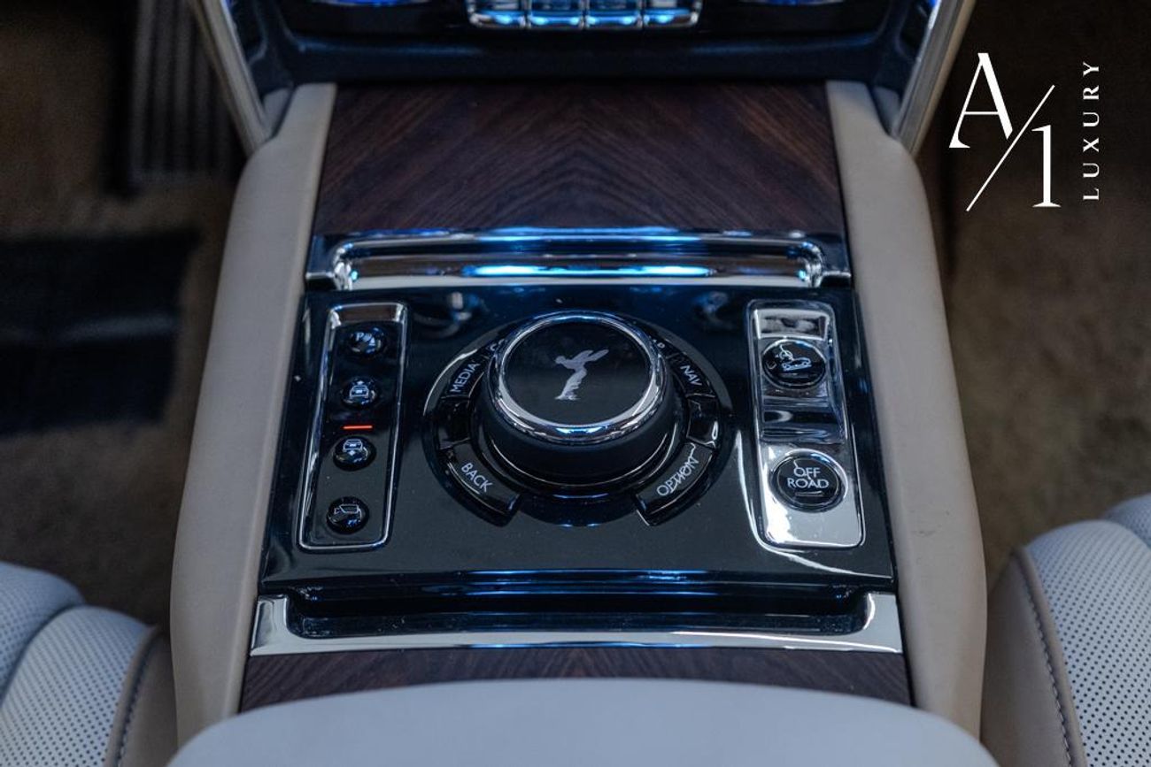 Rolls-Royce Cullinan 2019 Rolls Royce Cullinan, Warranty, Full Rolls Royce Service History, VIP Seats, Full Options, GCC