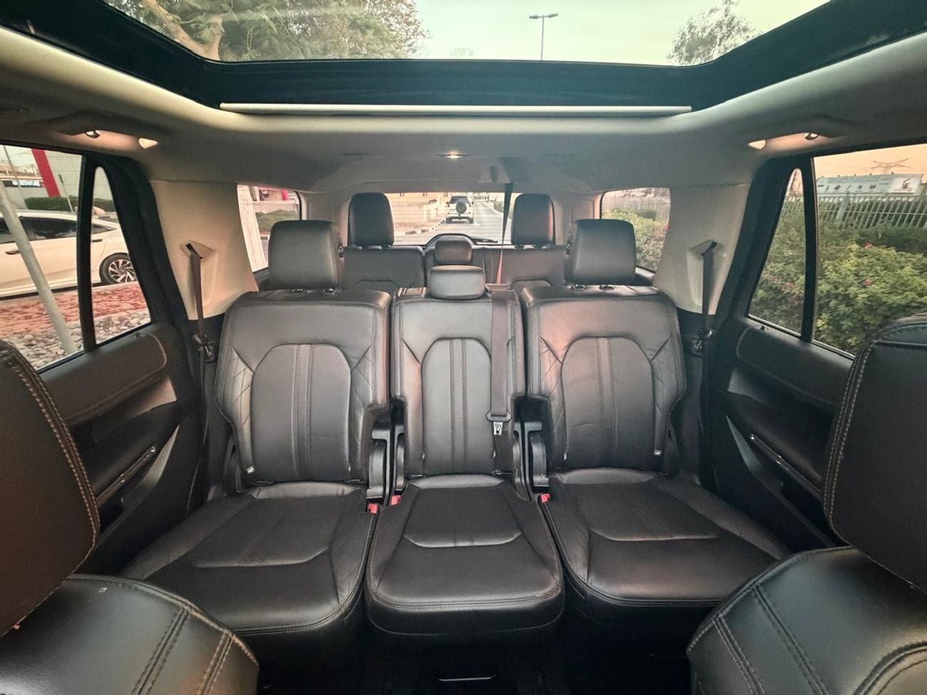 Ford Expedition PLATINUM Ford Expedition Platinum 2018 | GCC Specs | Full Option Full Service History Two Keys