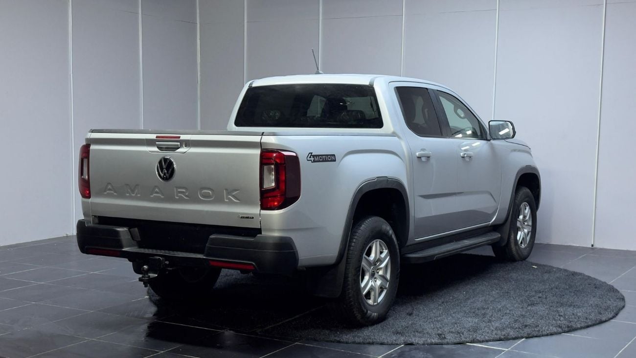 Volkswagen Amarok DIESEL 2.0 LITER  ,RIGHT HAND  ,AUTOMATIC