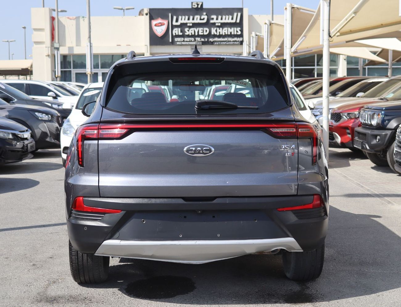 جاك JS4 جاكJS4خليجى موديل 2023   محرك 1.5Lبدون حوادث ممشى قليل وبحاله ممتازه