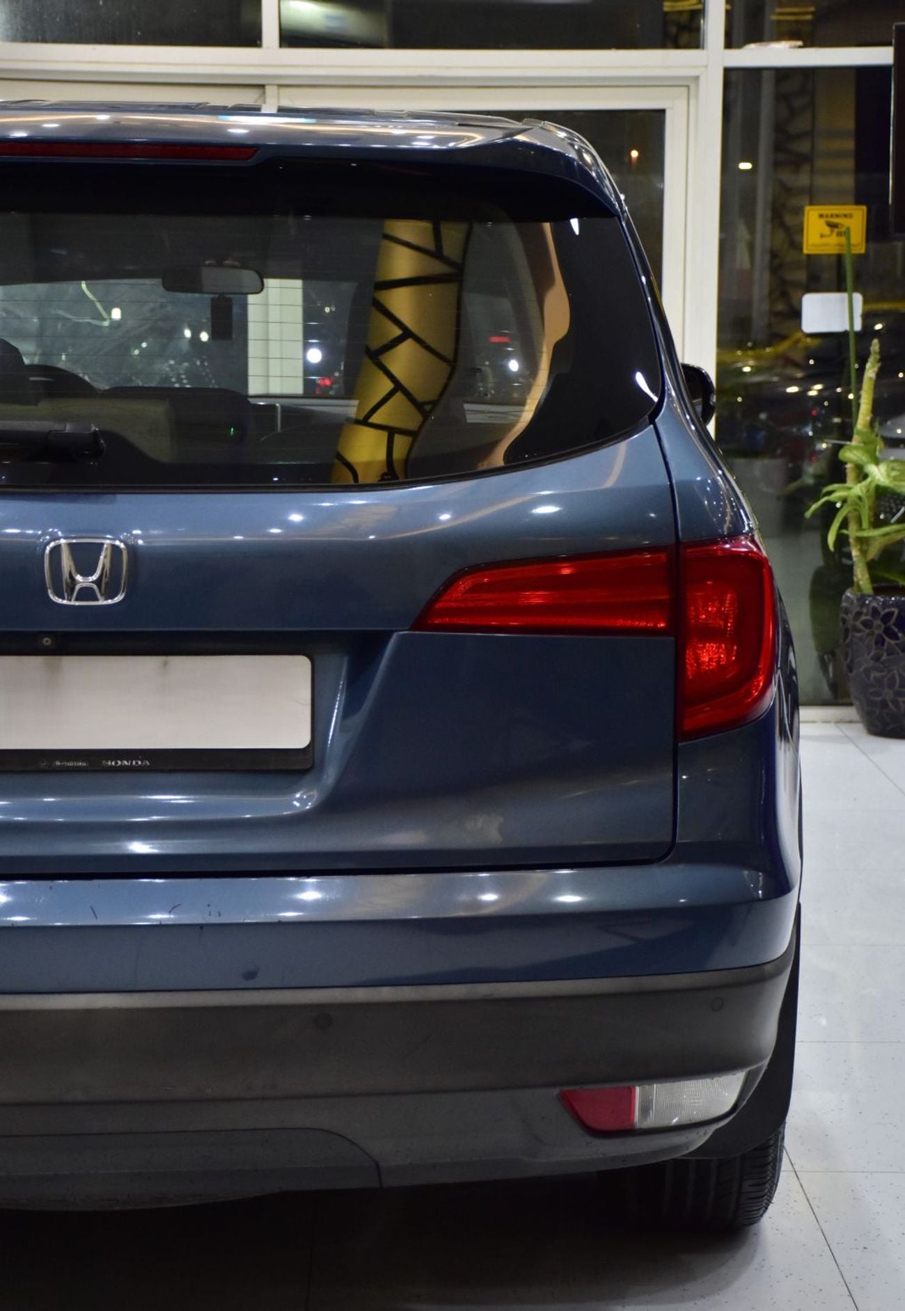 Honda Pilot EXCELLENT DEAL for our Honda Pilot ( 2016 Model ) in Blue Color GCC Specs