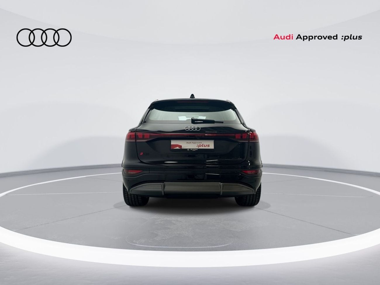 أودي Q6 إيترون Q6 SUV e-tron quattro 387hp (Ref# 012607)