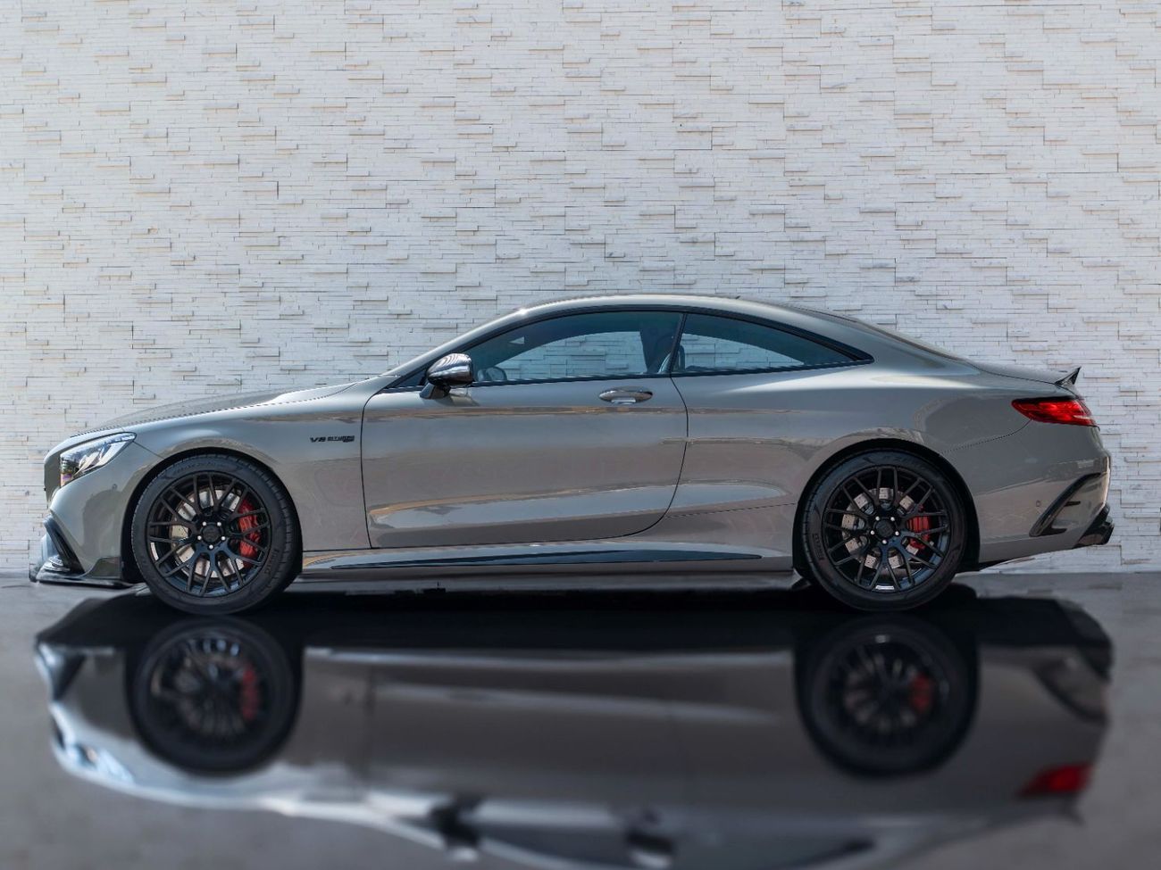 Mercedes-Benz S 63 AMG Std 5.5L