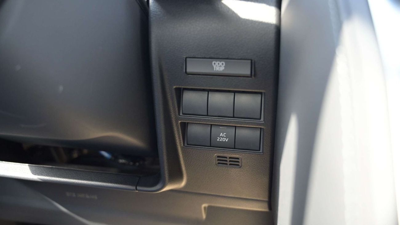 Toyota Land Cruiser TOYOTA LC300 3.5L PETROL HYBRID 2026 MODEL