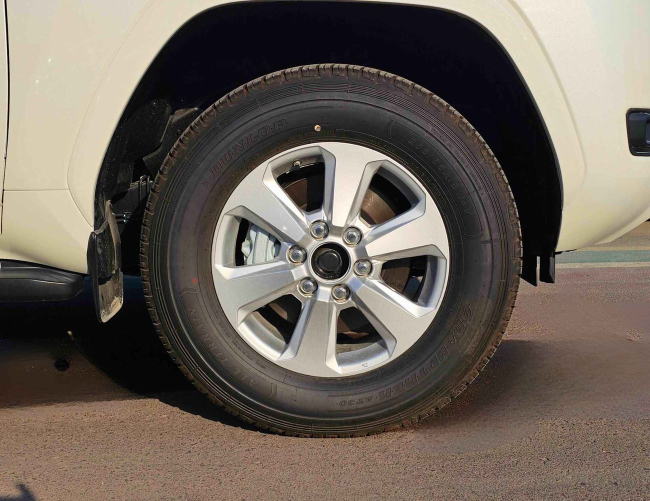 Toyota Land Cruiser LC300 GXR TWIN TURBO EURO 4 / 3.5L V6 PETROL / PWR SEAT / SUNROOF (CODE # GXR)