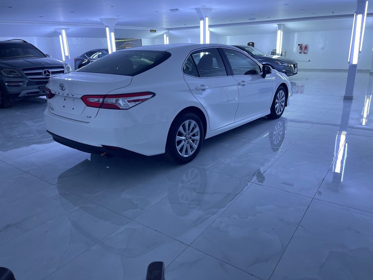 تويوتا كامري LE STD 2.5L (204 HP)