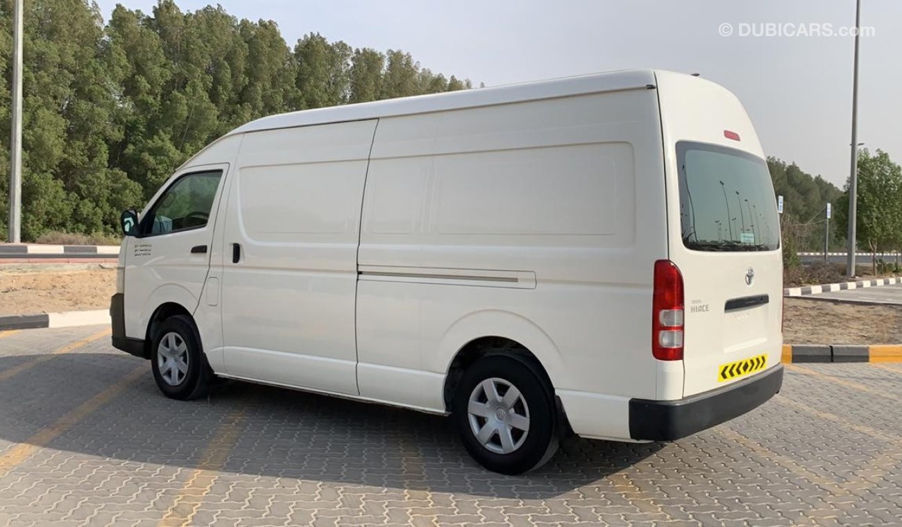 تويوتا هاياس Toyota Hiace Van 2011 Ref# 462