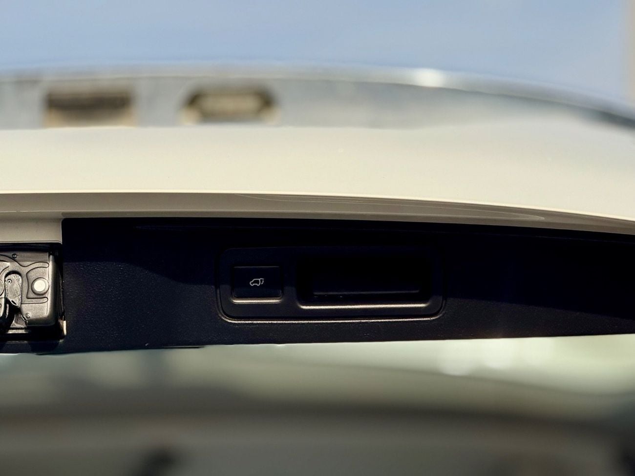 Toyota Fortuner Toyota Fortuner Model 2018 fuel petrol V6 left hand drive