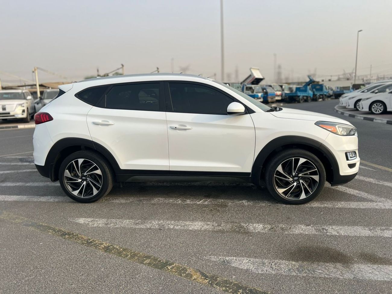 Hyundai Tucson 2021 HYUNDAI TUCSON LIMITED 2.4L V4 - LEATHER & ELECTRIC SEATS - PUSH START - AUTO TRUNK -