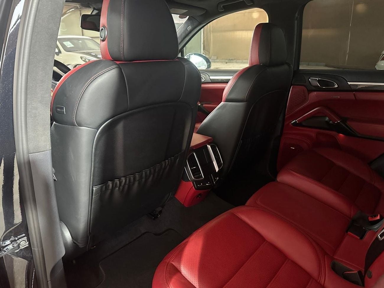 Porsche Cayenne TURBO S 4.8L (550 HP) PORSCHE CAYENNE 2014 | FULL SERVICE HISTORY | TWO KEYS | FULLY LOADED