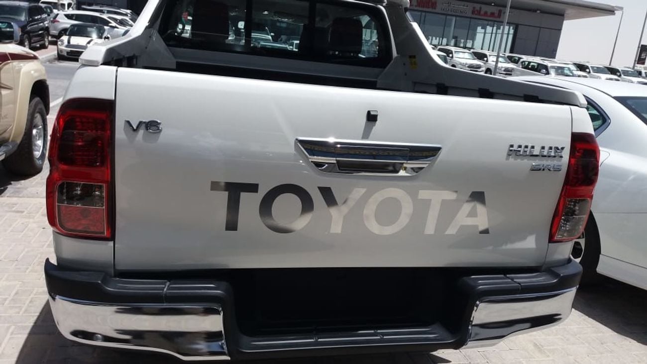 Toyota Hilux TRD V6