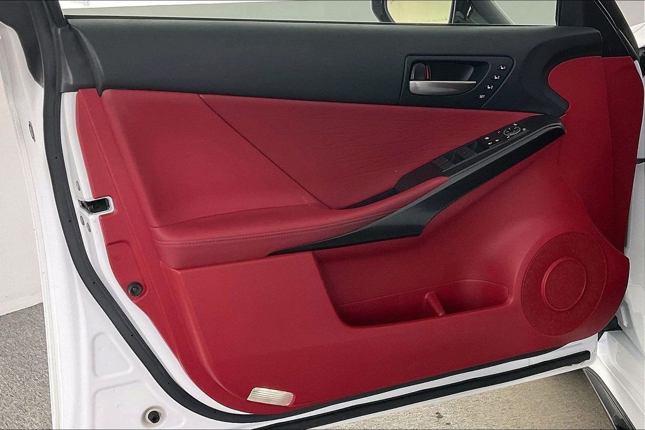 لكزس IS 350 F Sport Platinum | Carnival Sale • UP TO AED 20,000 OFF | شامل الضمان | 0 ﺪﻔﻋﺓ ﺃﻮﻟﻯ