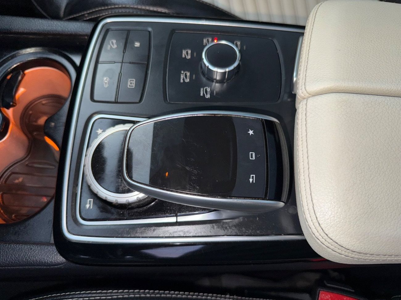 Mercedes-Benz GLE 43 AMG Mercedes Benz GLE 43 AMG Coupe 3.0L