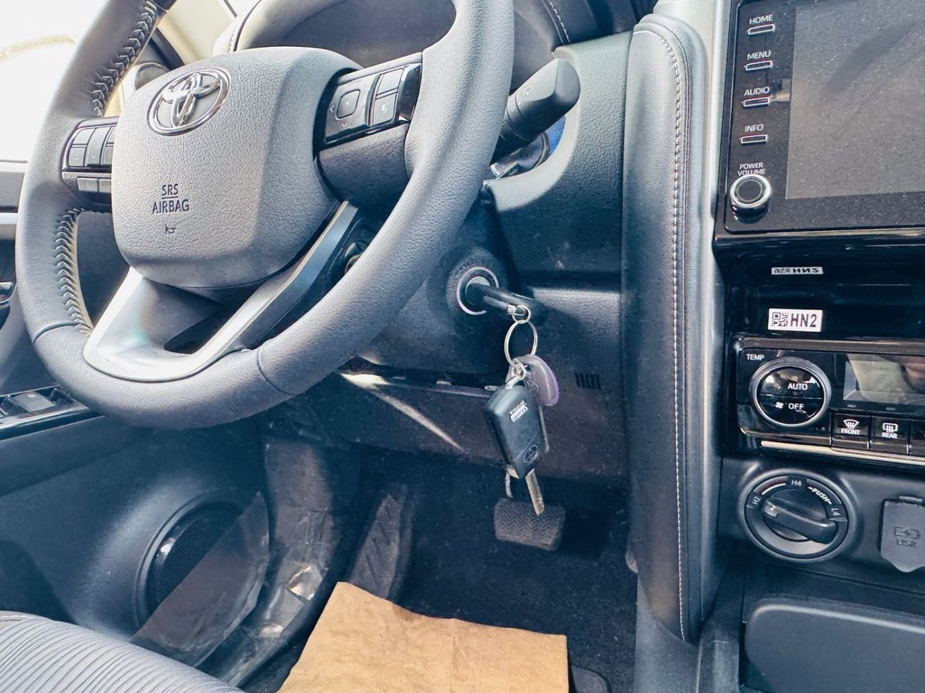 Toyota Fortuner TOYOTA FORTUNER 4.0L A/T B/O WHITE 2025