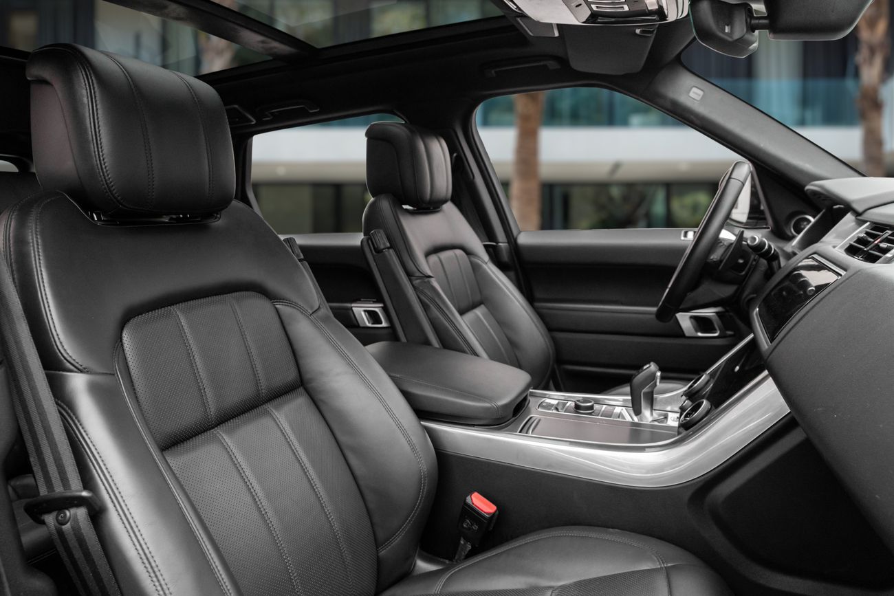 لاند روفر رينج روفر سبورت Range Rover Sport | 3,290 P.M | 0% Downpayment | RR SPORT || IMMACULATE!