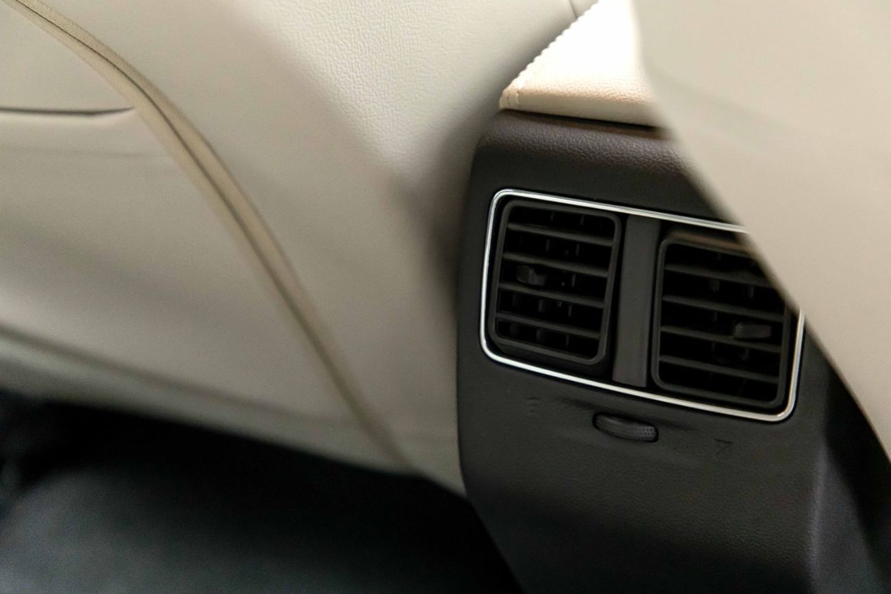 رينو داستر SE 1.6L - Black Inside Black | Export Only