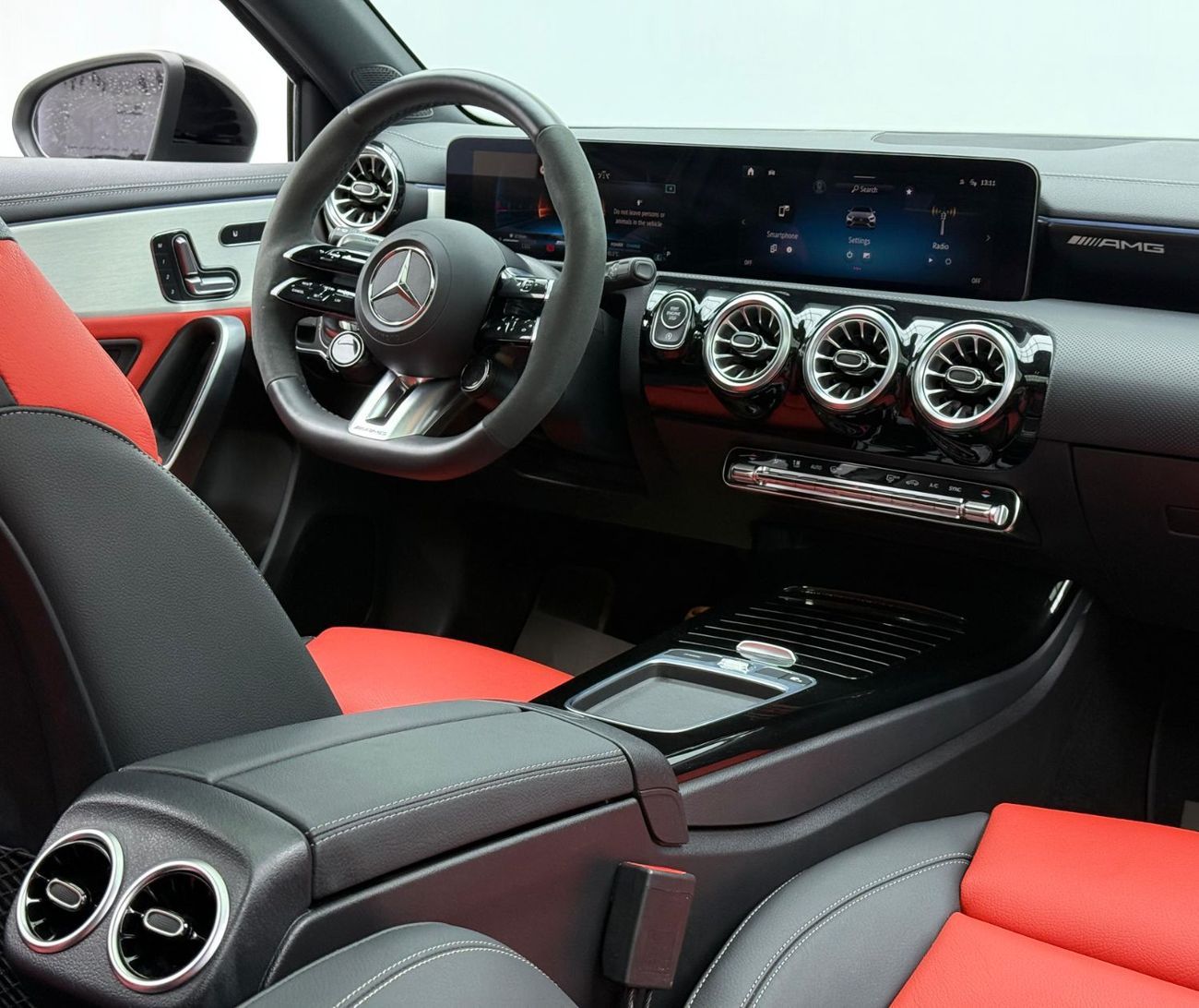 Mercedes-Benz A 35 AMG 4MATIC Hatchback 2024 Mercedes-Benz A35 AMG,09/2025 EMC Agency Warranty,Full Service History,GCC