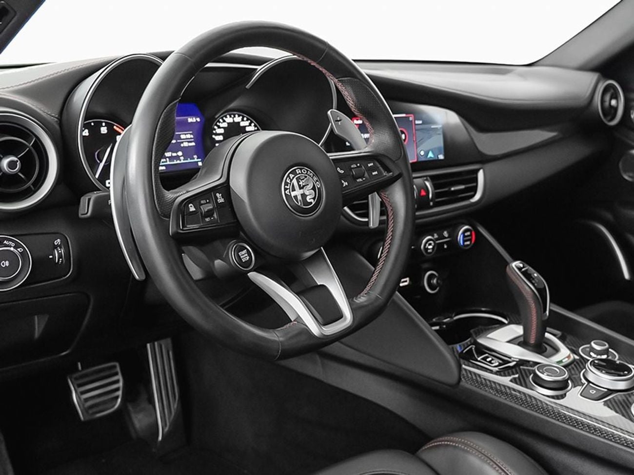 ألفا روميو جوليا 2023 Alfa Romeo Giulia Estrema / Alfa Romeo Warranty