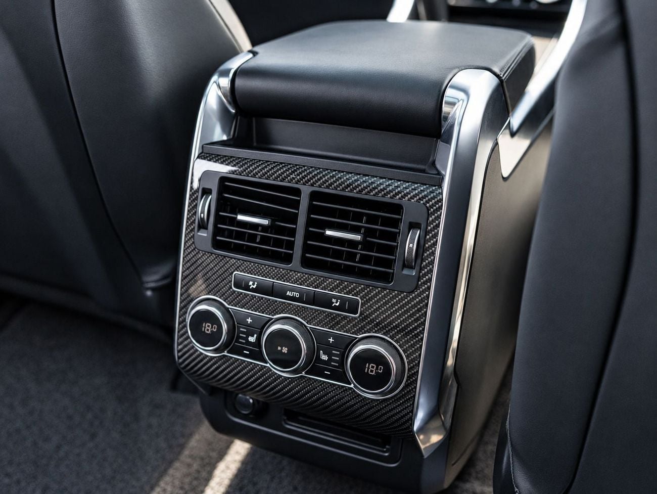 Land Rover Range Rover Sport SVR
