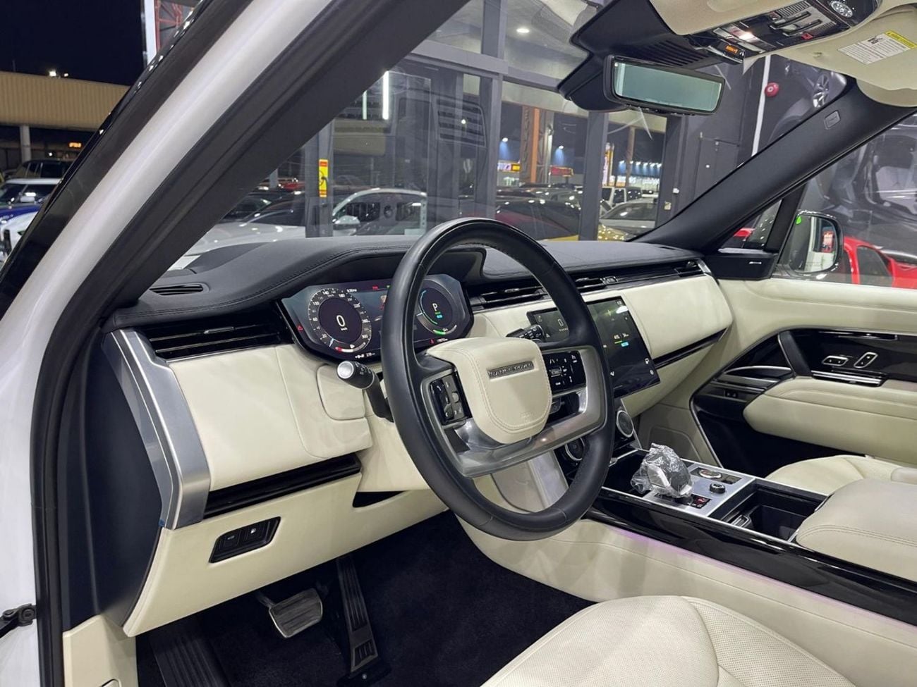 Land Rover Range Rover First Edition P400 3.0L Land Rover Range Rover 2023