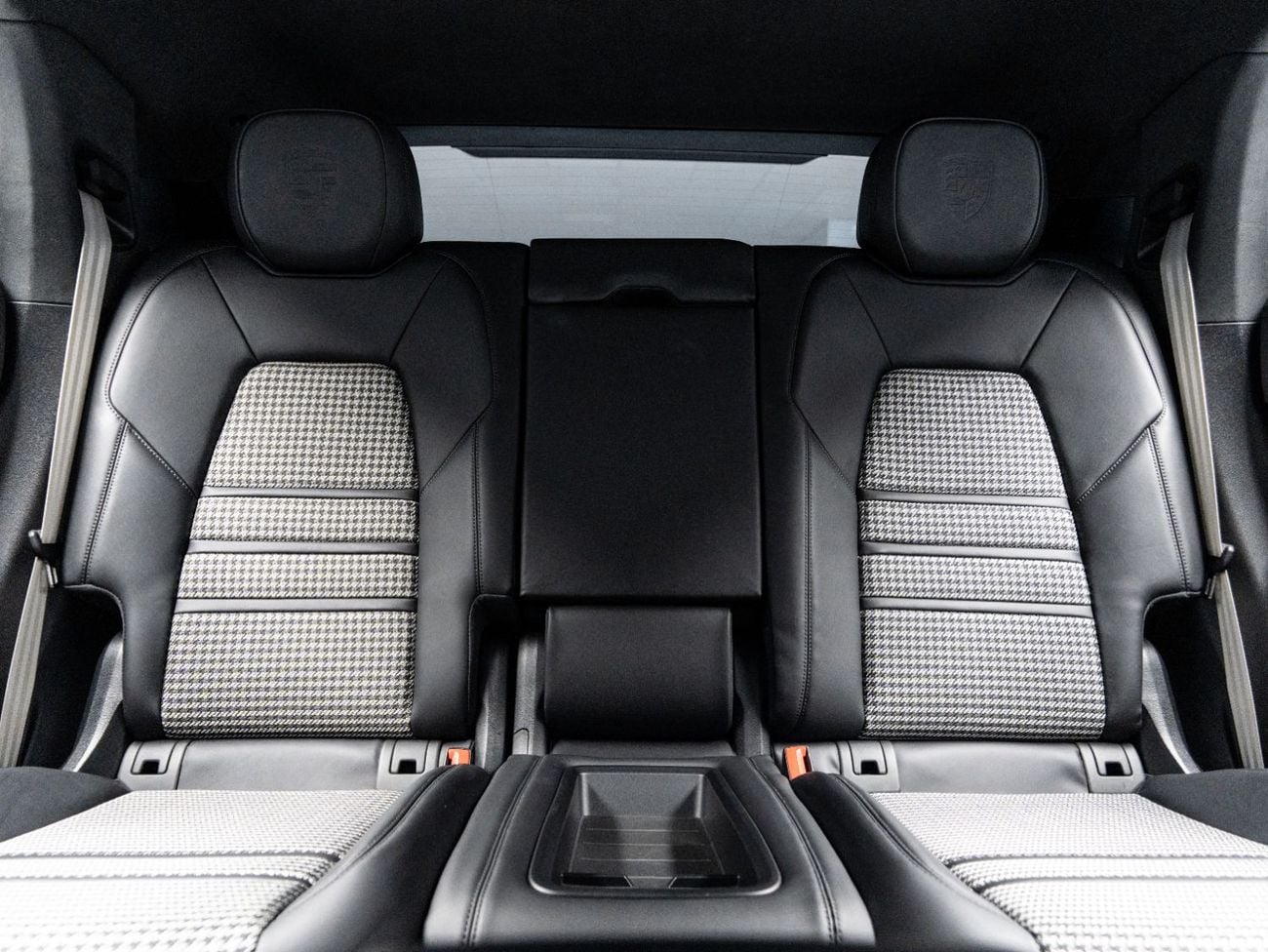 Porsche Cayenne BUY NOW, PAY 2027 | THE BLACKLINE STANDARD | Lightweight Package, 2030 Porsche Warranty & Service