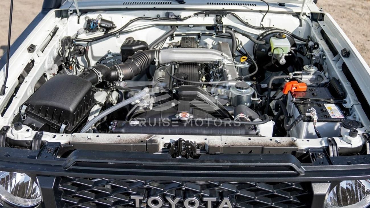 Toyota Land Cruiser 70 LC 76 - Manual - 4.2L - Diesel - Hard Top - Four Wheel Drive - 9 seats - 5 Door