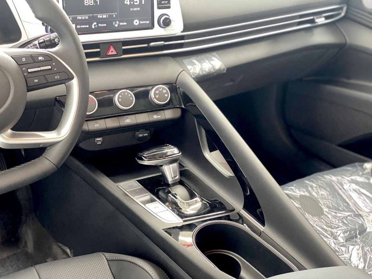 Hyundai Elantra GLX ELITE 1.5L White