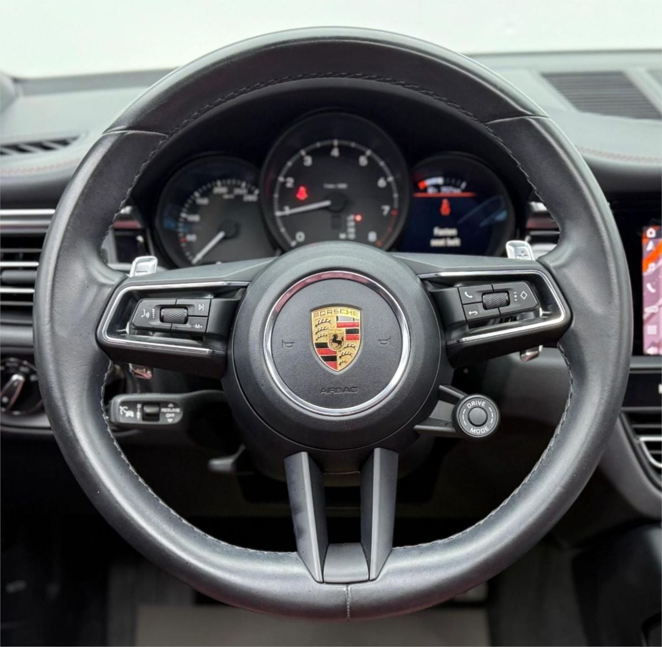 Porsche Macan STD 2023 Porsche Macan, Porsche Warranty+Full Service History, GCC