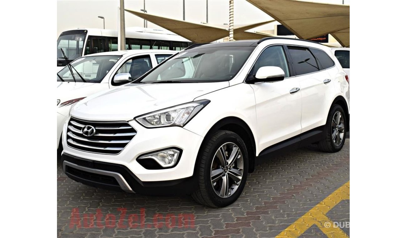 Hyundai Santa Fe WHITE 2015 GCC PANORAMA LETHER NO PAIN NO ACCIDENT PERFECT