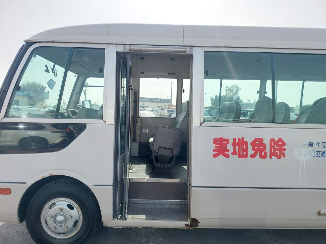 ميتسوبيشي روزا MITSUBISHI ROSA BUS RHD 1999 MODEL 5.2 L DIESEL AUTOMATIC(PM00153)