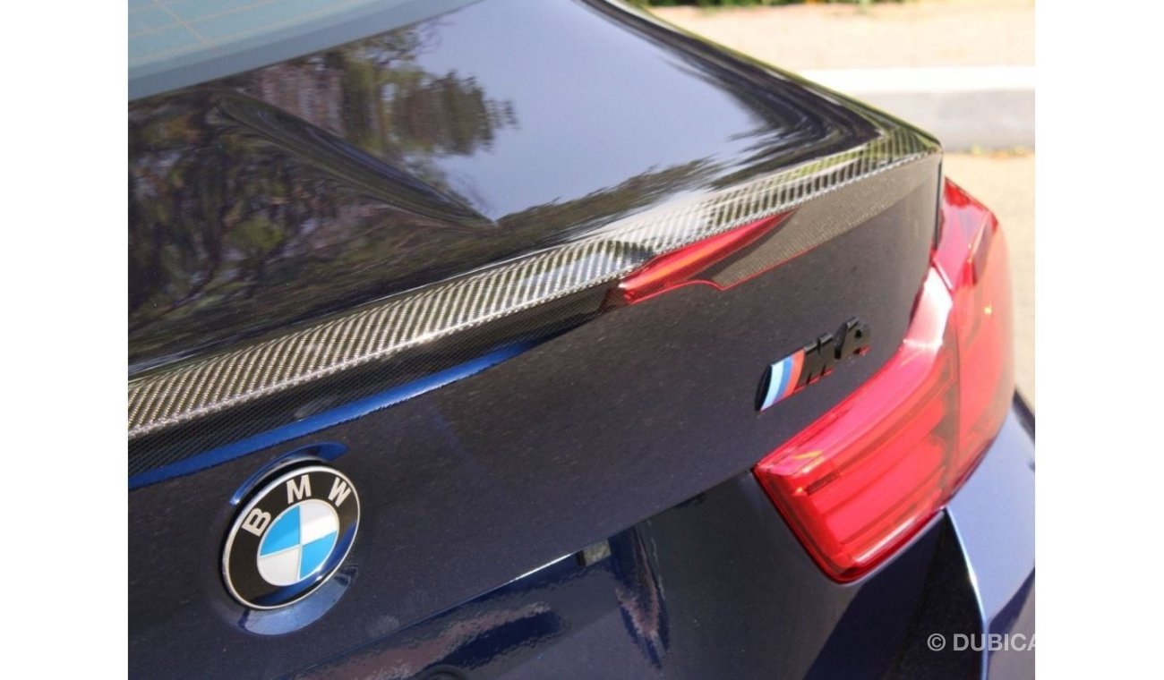 BMW M4 Competition Carboon Edition