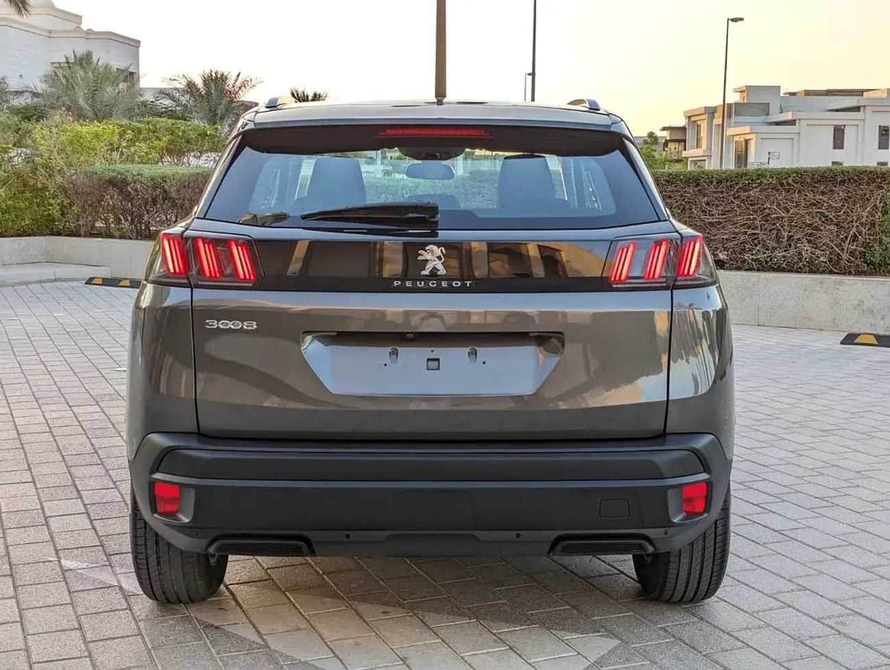 بيجو 3008 ACTIVE GCC 1.6L ORIGINAL PAINT ACCIDENT FREE IN EXCELLENT CONDITION
