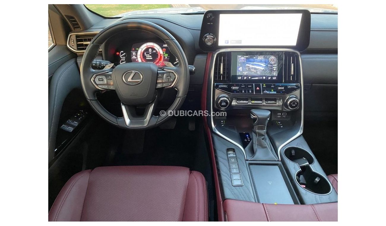 Lexus LX 600 Signature PEARL WHITE**2022**GCC SPEC UNDER WARRANTY LESS KILOMETER