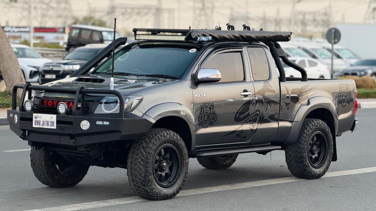 تويوتا هيلوكس 2015 | 3.0 DIESEL ENGINE | MT | RHD | BULL BAR WITH LED LIGHTS | ROOF RACK WITH SIDE AWNING CAMPING