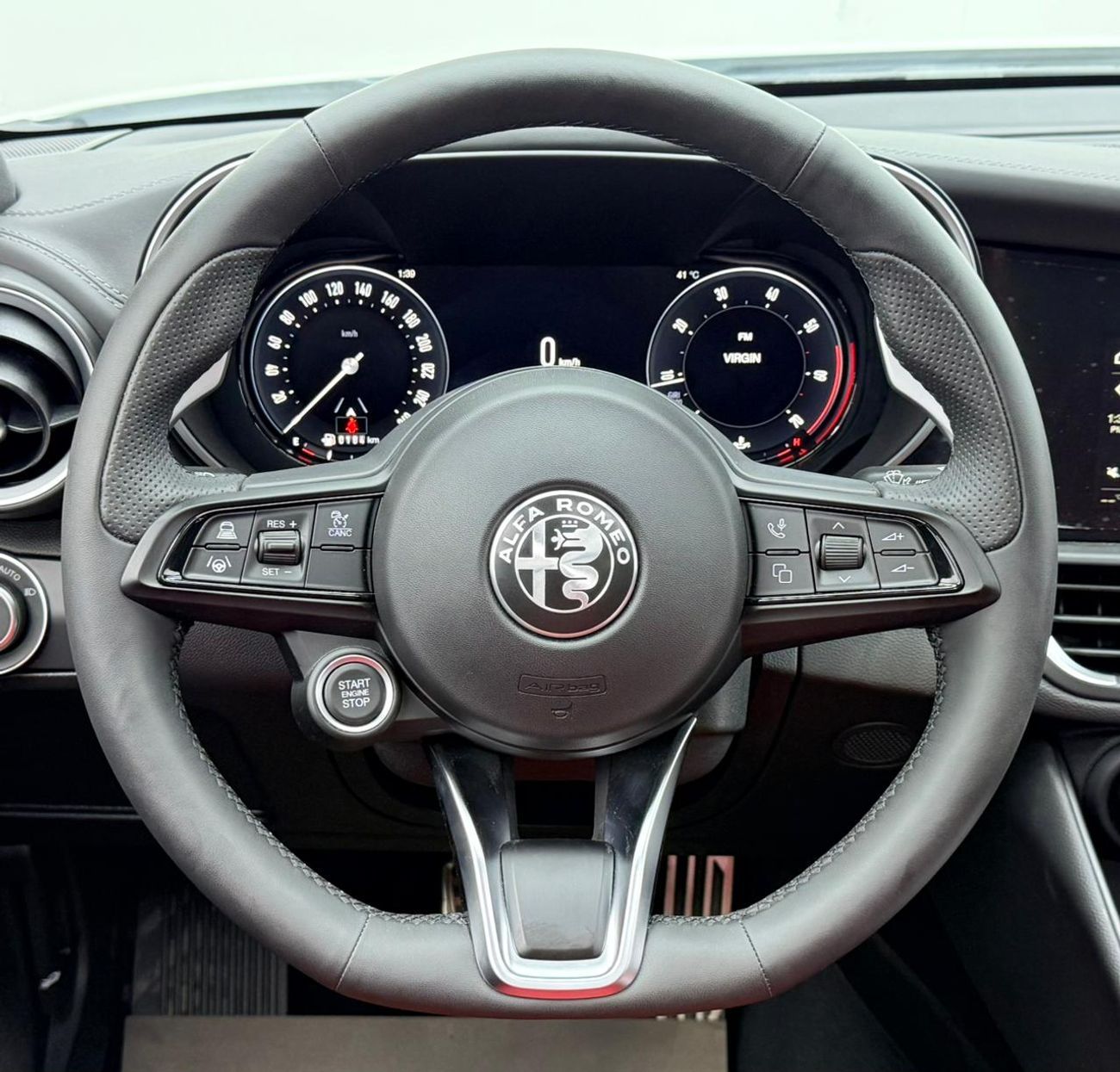 Alfa Romeo Giulia 2025 Alfa Romeo Giulia Veloce Q2, 5 Years Alfa Warranty + Service Pack, Delivery Kms, GCC