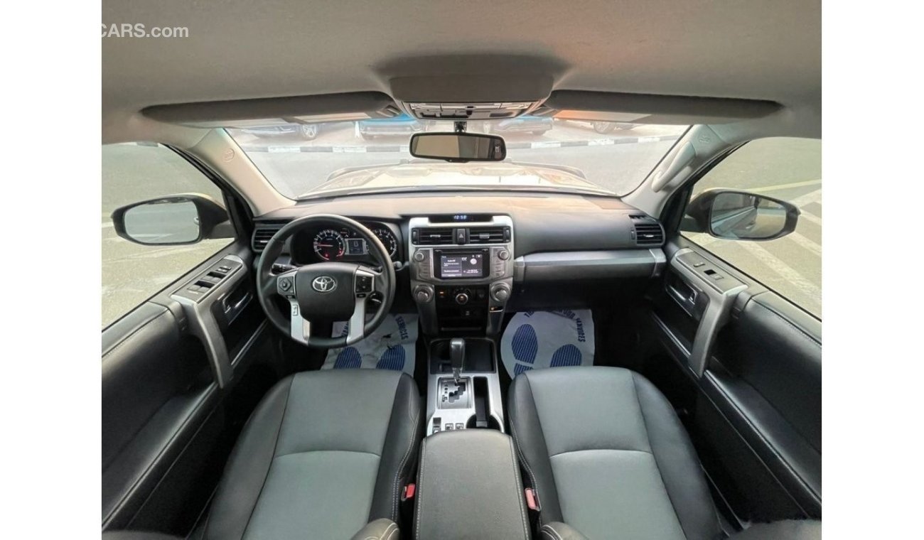 Toyota 4Runner *Offer*2018 Toyota 4Runner SR5 Premium -7 Seater - 4.oL V6 /  - UAE PASS