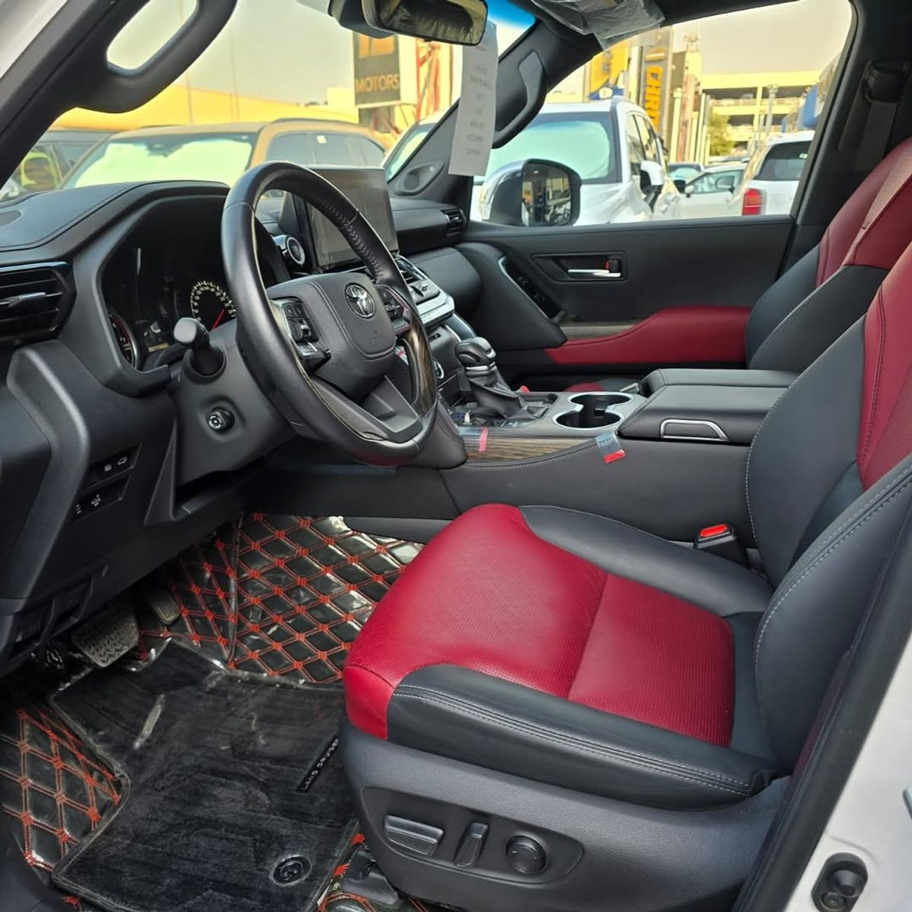 تويوتا لاند كروزر VXR 3.5L