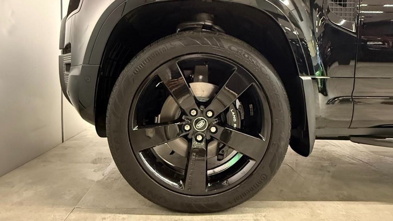 لاند روفر ديفندر 110 X-Dynamic HSE P400 3.0L