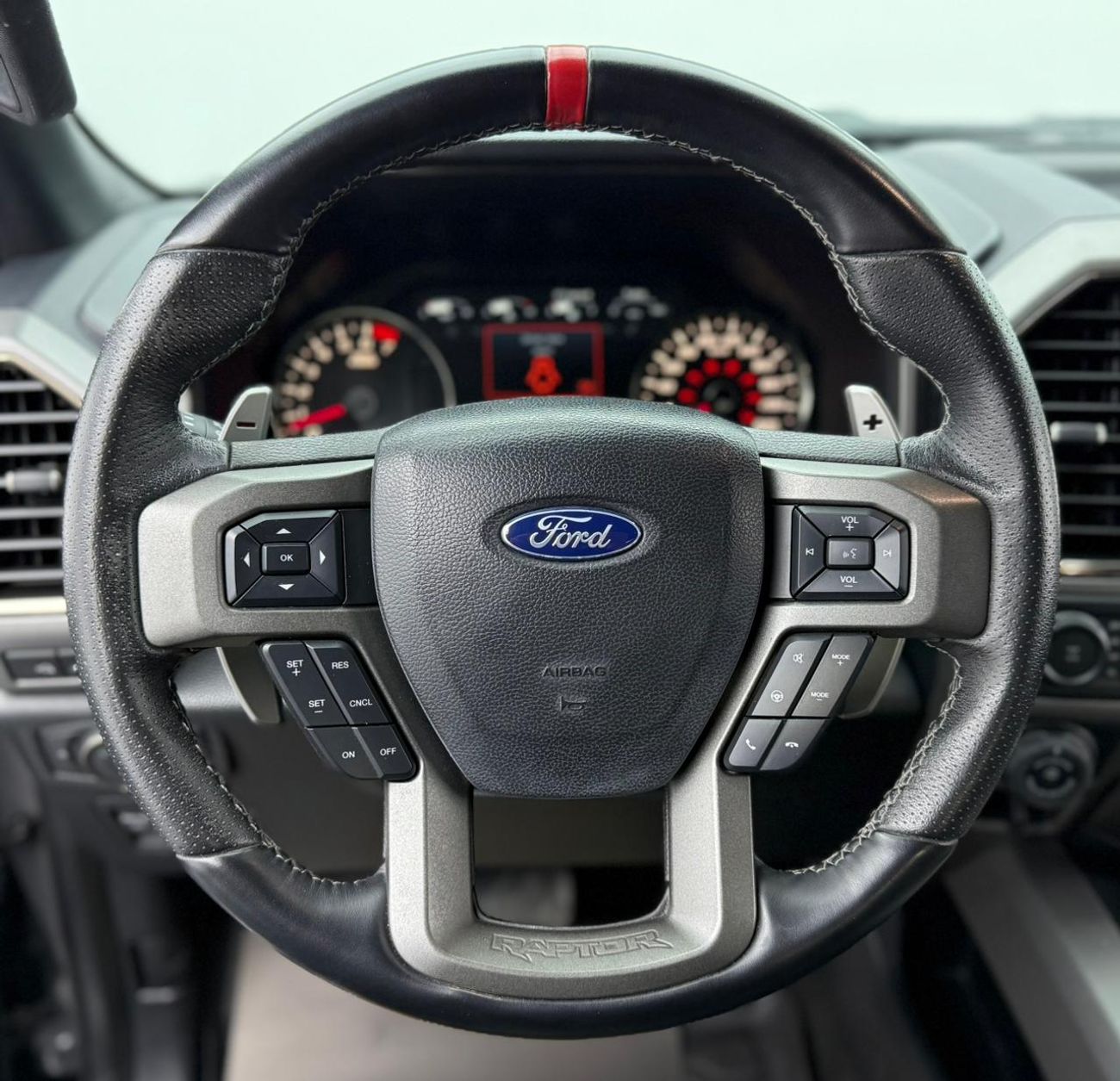 فورد إف-150 رابتور 2020 Ford F150 Raptor, 2027 Ford Warranty, Full Ford Service History, Excellent Condition, GCC