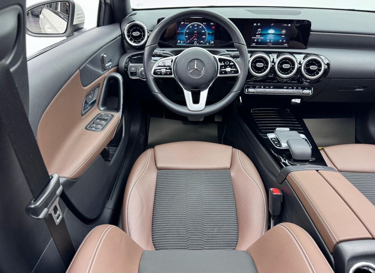 مرسيدس بنز A 200 Hatchback Std 1.3L 2020 Mercedes Benz A200, 2027 Mercedes Warranty, Full Mercedes Service History, V