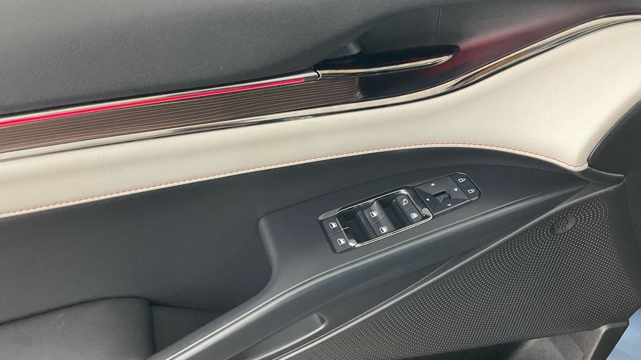 فورد توروس Titanium | upto AED 20,000 Ramadan Discount | شامل الضمان | 0 ﺪﻔﻋﺓ ﺃﻮﻟﻯ