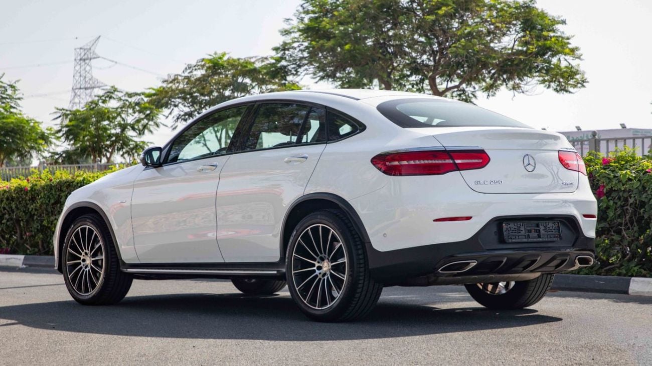 Mercedes-Benz GLC Coupe 250 AMG 4Matic | 2017 | GCC Specs