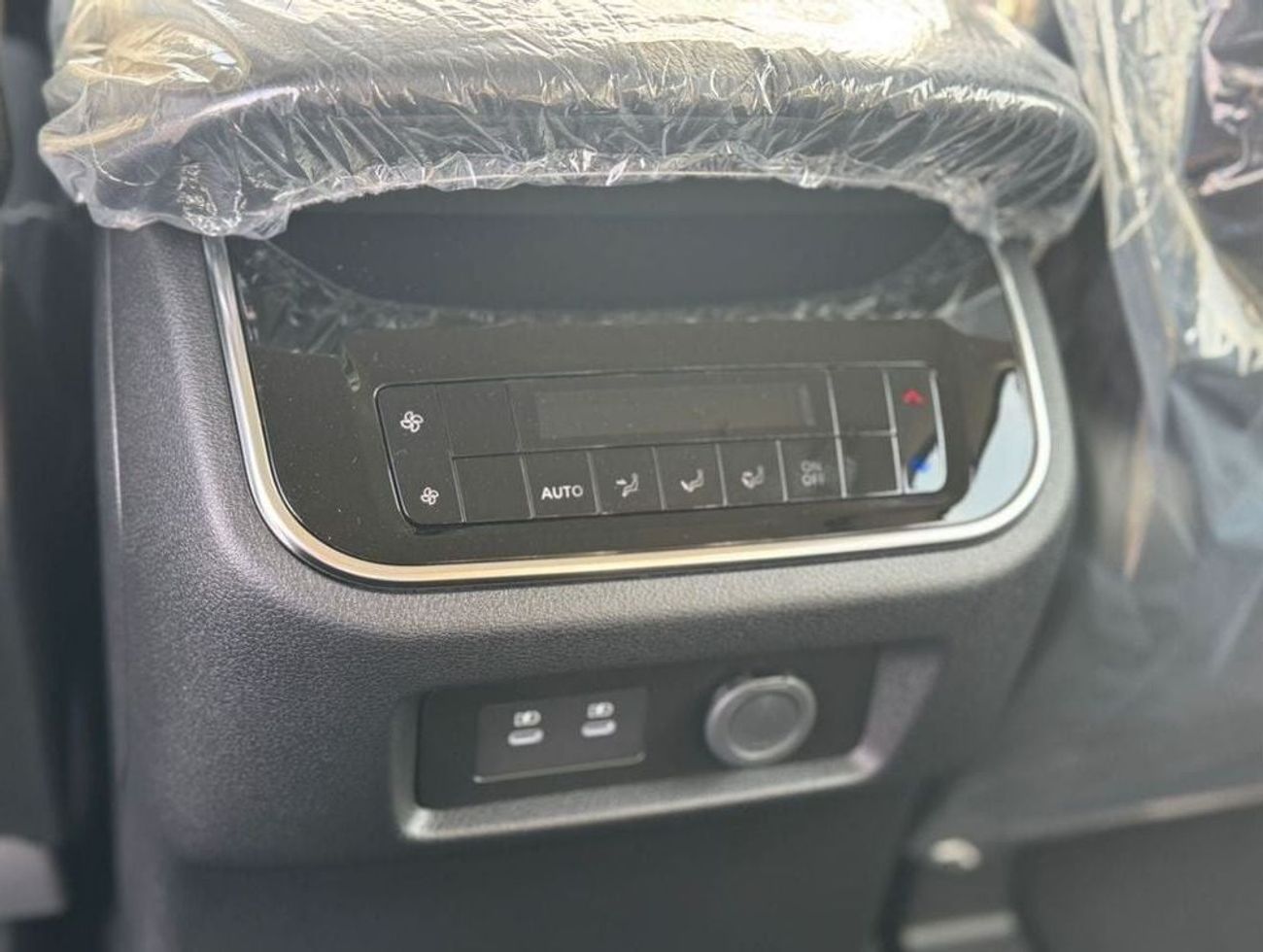 Nissan Patrol NISSAN PATROL 2025 3.8L