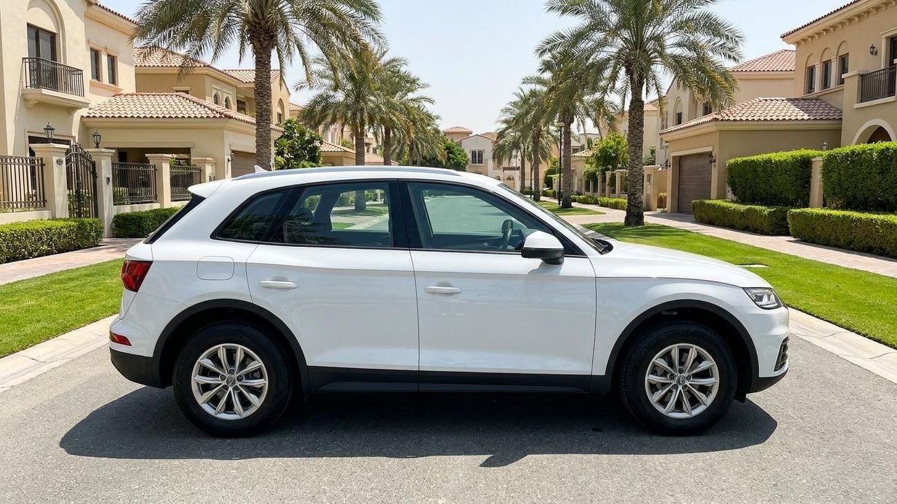 أودي Q5 45 TFSI كارس24 هي سوق ضخم للسيارات المستعملة موثوق ومضمون ٪كارس24 هي سوق ضخم للسيارات المستعملة موثوق ومضمون