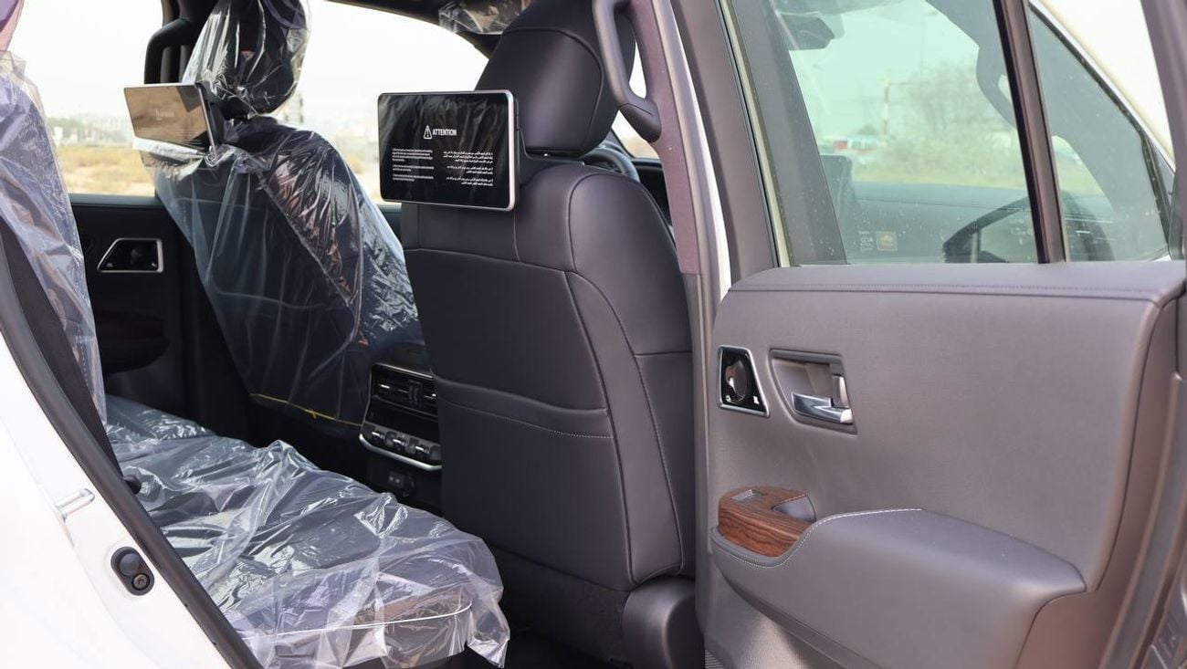 تويوتا لاند كروزر VX 4.0L PTR A/T // 2025 // HIGH OPTION WITH 360 CAMERA , HEATER&COOLING SEATS // SPECIAL OFFER // BY