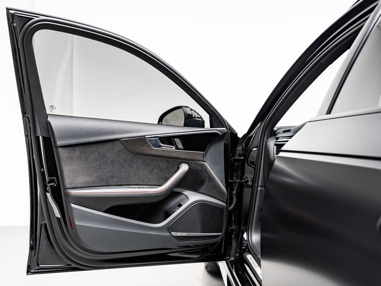 أودي RS4 Title - The BEST Ramadan offer in the UAE - Limited Time Only! 2023 Audi RS4, 2028 Audi Warranty + S